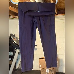 Zyia crop leggings